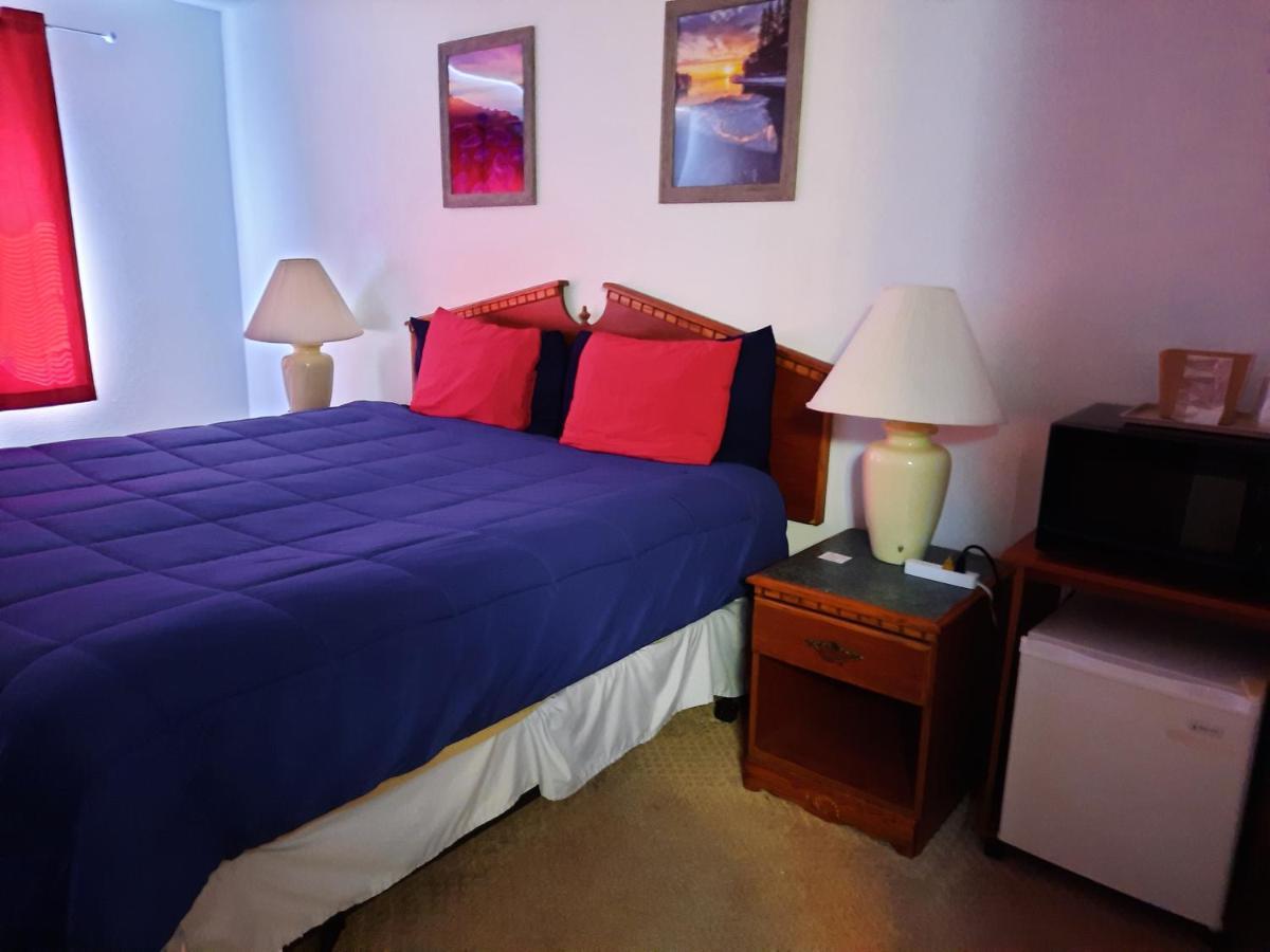 Model Towne Inn Motel Gwinn Ngoại thất bức ảnh