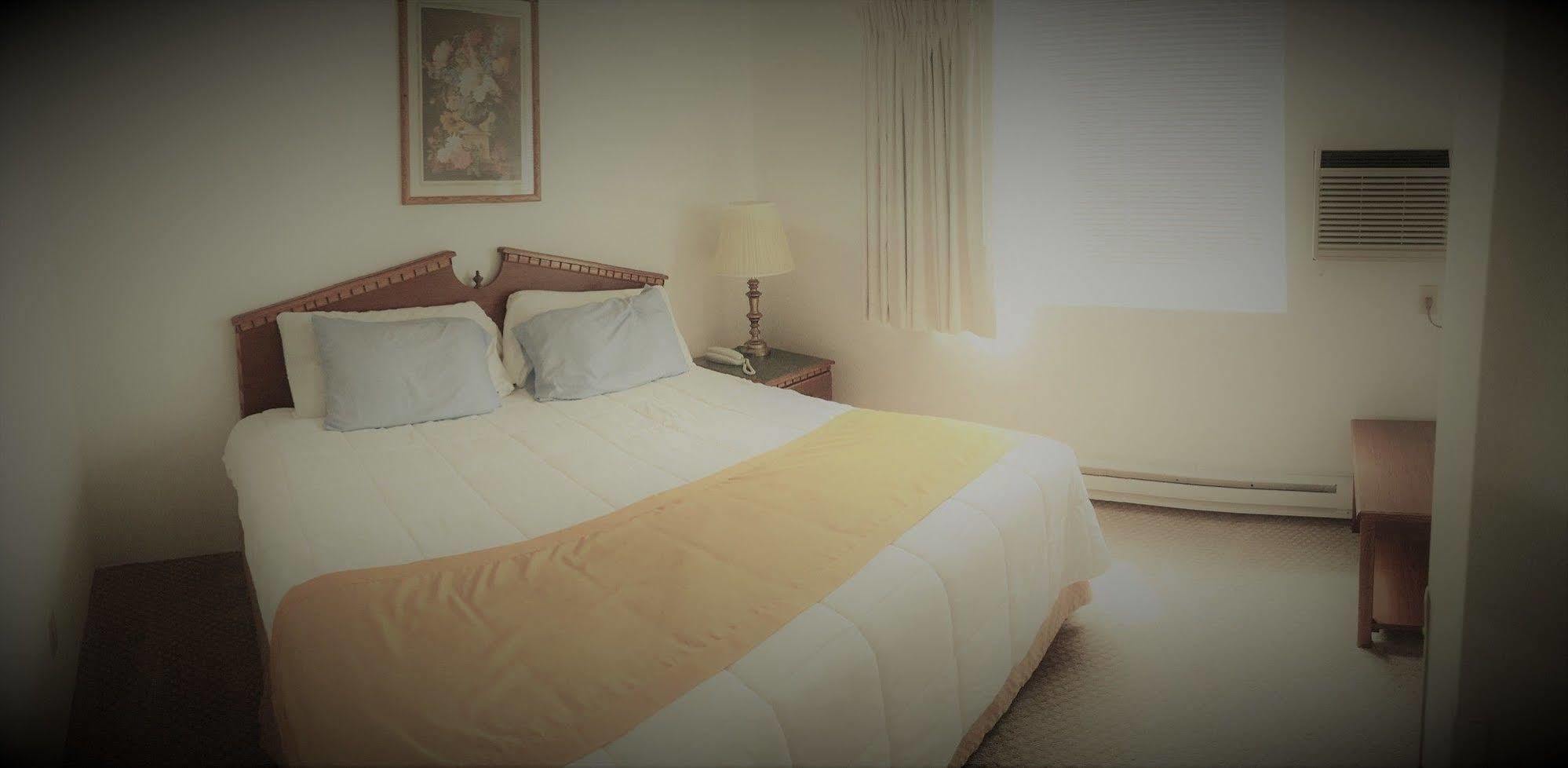 Model Towne Inn Motel Gwinn Ngoại thất bức ảnh